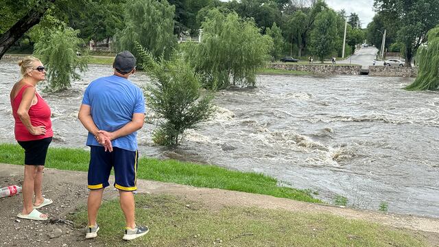 Creciente Rio San Antonio Villa Carlos Paz
Playas de Oro y del Fantasio
Foto: Yanina Florencia Aguirre