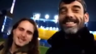 Empleados criticando a La Bombonera.