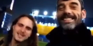 Empleados criticando a La Bombonera.
