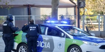 La familia inició una búsqueda con las autoridades policiales.