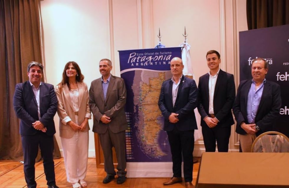 Querciali participó de la asunción del nuevo presidente del ente Patagonia Turismo