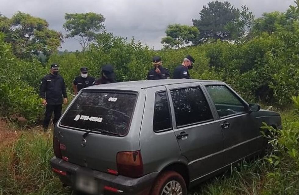 Apóstoles: efectivos policiales recuperaron un automóvil sustraído a un remisero