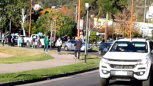 #25M, movilización por diferentes sectores de Villa Carlos Paz.