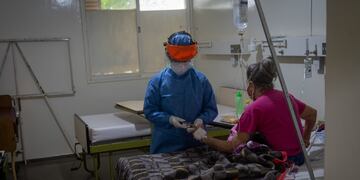 Hospital de La Paz Arturo Illia, tiene pocos pacientes en observación con covid positivo.