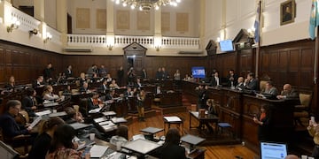 La Legislatura (Cámara de Senadores), trató  el proyecto de ley para reformar el funcionamiento de la Suprema Corte de Justicia de Mendoza 
Foto: Orlando Pelichotti