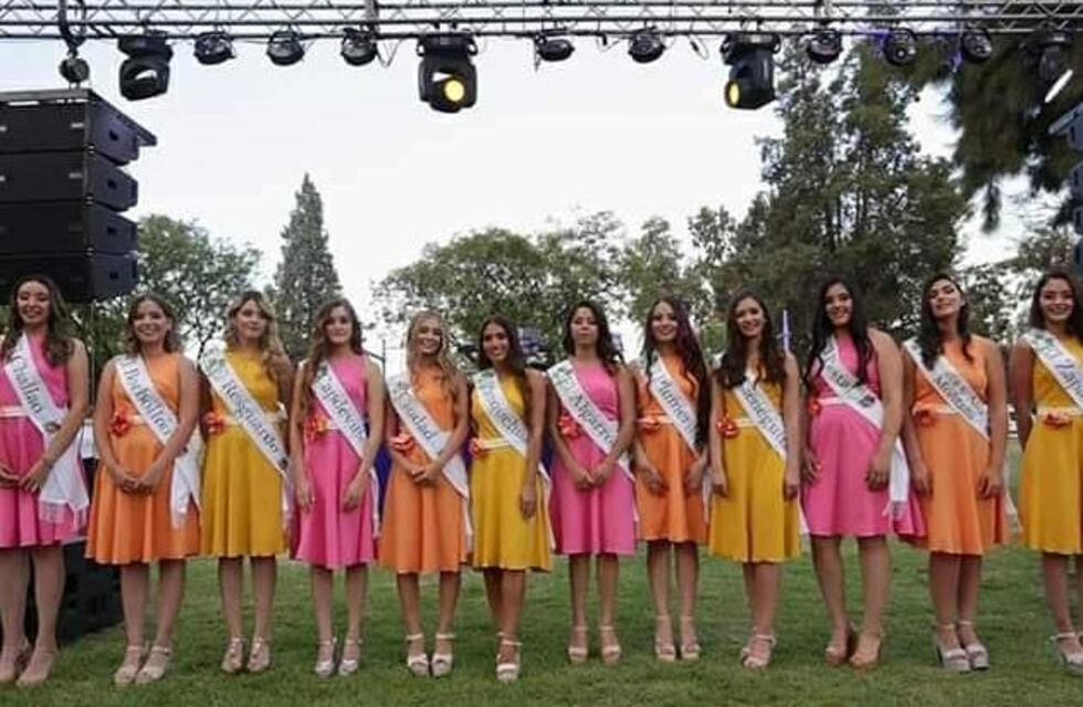 Las reinas de Las Heras visitaron hospitales del departamento por el día de la niñez