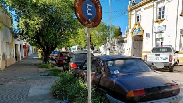 Punta Alta: piden que los vehículos accidentados no sean depositados en la vía pública
