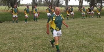 Carlos "Charlie" Alvarez fue homenajeado por el TARHC