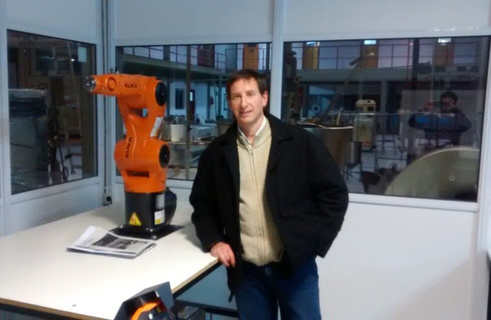 La provincia de Entre Ríos tiene su primer Ingeniero en Mecatrónica egresado de la UNER