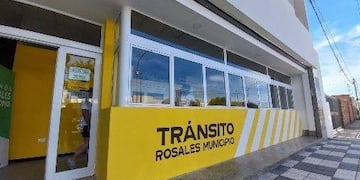 Entregan permisos provisorios en la Dirección de Tránsito.