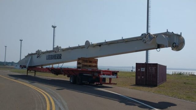 La grúa llegó desarmada, esperan que para fin de año esté instalada y funcionando al 100%