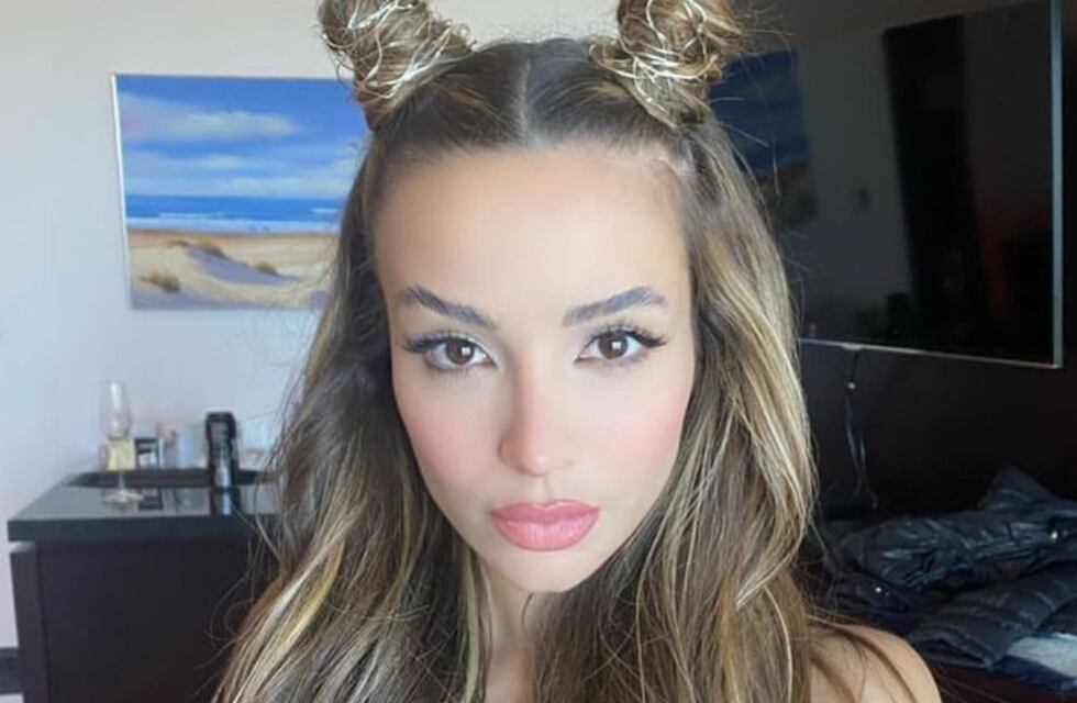 Brenda Asnicar se llevó todas las miradas en el Lollapalooza Argentina con su top de pañuelo