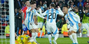 Golazo de la Selección Argentina a través de un gesto técnico de Lautaro Martínez y definición de Mac Allister. / Gentileza.