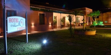 El hotel donde un muchacho montó un verdadero escándalo.