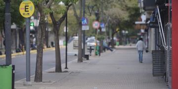 Dejaron un ingenioso mensaje en la puerta de un edificio de La Plata. (Imagen ilustrativa).