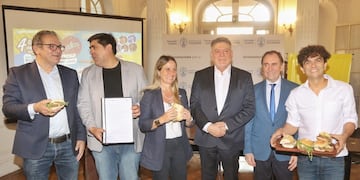 El sánguche de milanesa será el protagonista de cuatro días de música, cultura y turismo en la Sociedad Rural.