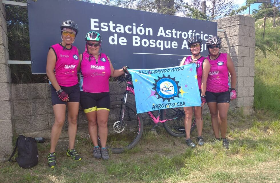 Mujeres ciclistas de Arroyito cumplieron con el desafío de unir Arroyito con Alta Gracia
