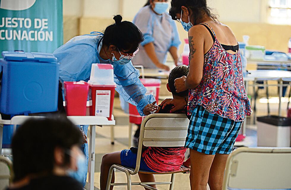 Covid en Córdoba: los casos diarios se acercan a la línea de los 500