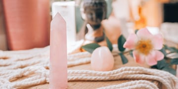 El cuarzo es tu mejor aliado para atraer buenas energías: estos cuatro rituales son la prueba