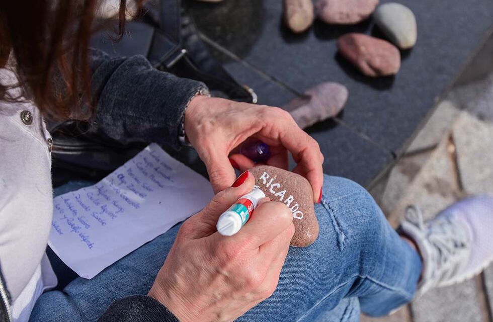 Marcha de las Piedras: Córdoba se moviliza en honor a los fallecidos por Covid-19