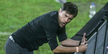 El Cacique hará rotación en el equipo ante el Globo de Kudelka (Federico López Claro)