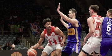 Instituto frente a Boca por una de las semifinales de la Basketball Champions League Américas. La Gloria perdió, con la frente en alto (Prensa Instituto)