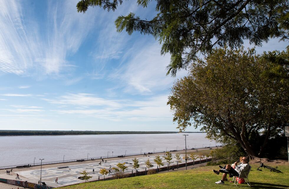 El tiempo en Rosario: Un sol tímido y buen clima otoñal para el comienzo del fin de semana