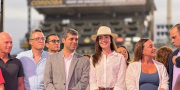 La vice Victoria Villarruel reapareció en el Festival de Jesús María. Y fue banco de críticas, de parte de Lilia Lemoine, también presente en Córdoba