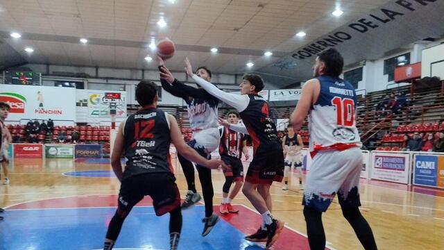 El Ceibo campeón del super 4 de invierno en San Francisco