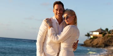 Carter Reum y Paris Hilton, en la fiesta de compromiso (Instagram).