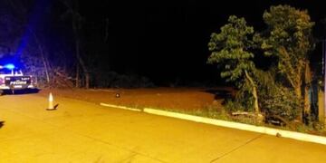 Adolescente despistó con su motocicleta en Colonia Aurora.