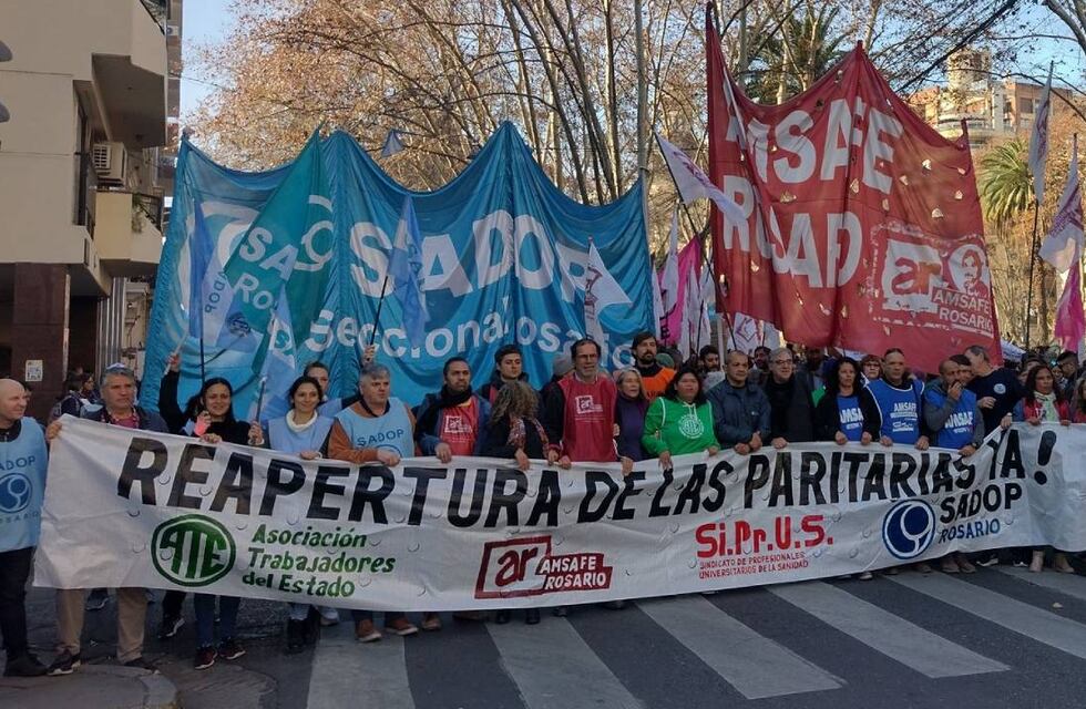 Paro en Santa Fe: docentes, estatales y personal de salud unifican la medida