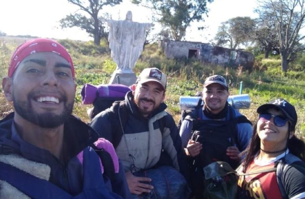 Sanjuanino dejó su trabajo y emprendió una travesía solidaria a pie con México como destino final