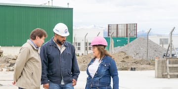 Melella recorrió la obra complementaria que mejorará el proceso en la planta Bahía Golondrina