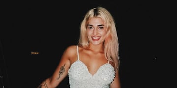 Martita Fort marcó tendencia con un vestido total white y dejó ver su tatuaje más oculto