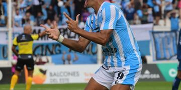 Un goleador que afinó la puntería. Bruno Nasta y la levantada de Racing (La Voz).