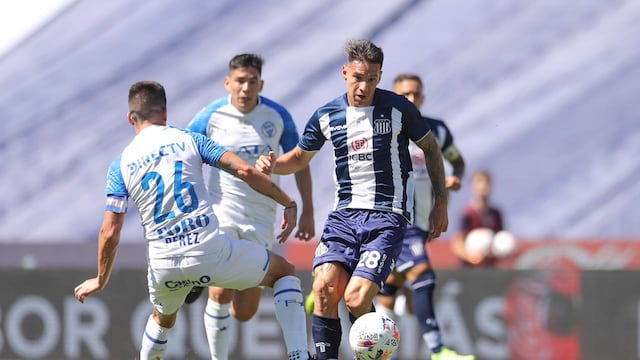 Talleres y el Tomba juegan en el Kempes