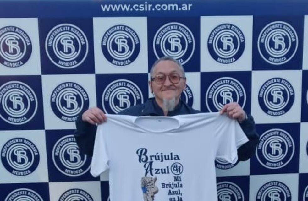 Brújula Azul: las vivencias de Miki Benegas con Independiente Rivadavia contadas en 850 páginas de pasión