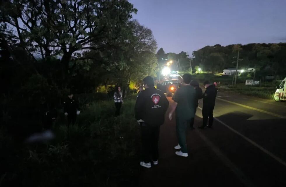 Un motociclista de 19 años murió tras chocar contra una camioneta en la ruta 17 en Dos Hermanas