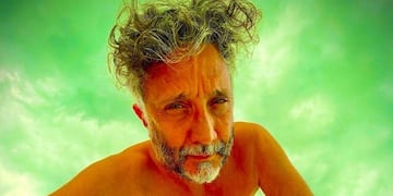 El compositor tiene 58 años y en 2021 ganó el premio Grammy Latino a la excelencia musical.