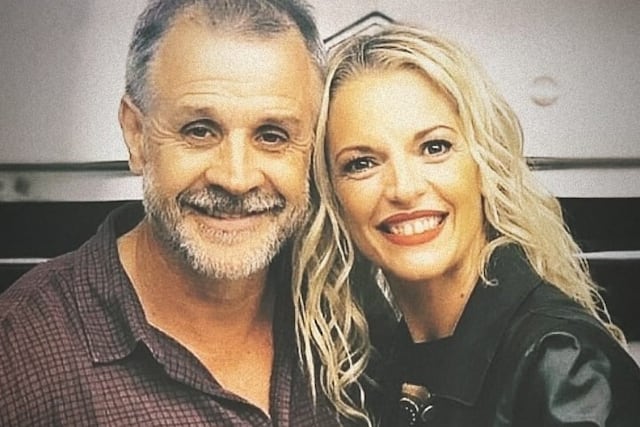 Coqueteo, rumores y misterio: Así fue la secreta relación entre Christian Petersen y Carina Zampini.