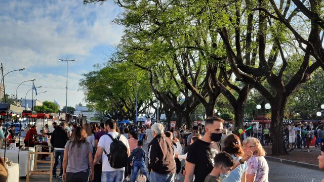 Plaza Feria, una de las primeras actividades por el día de Rafaela