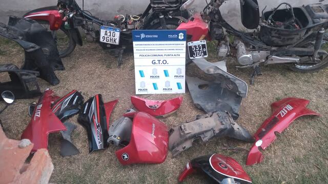 Tras un allanamiento recuperaron motos robadas y hubo un detenido