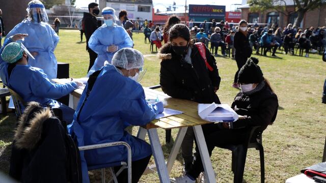 Se mantuvo estable el número de casos de coronavirus en Santa Fe