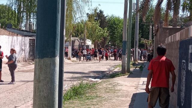 Más de 120 autoconvocados atacaron la casa de una de las agresoras.