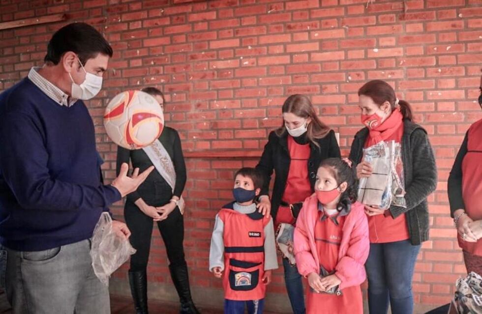 Se llevó adelante el operativo “Por mi Ciudad” en el barrio Los Lapachos