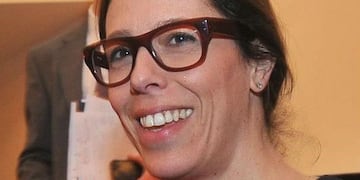 Laura Alonso contra Alberto Fernández.