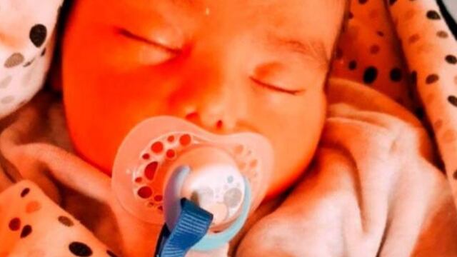 Río Tercero. Pedro, el bebé que debe operarse. (El Doce)