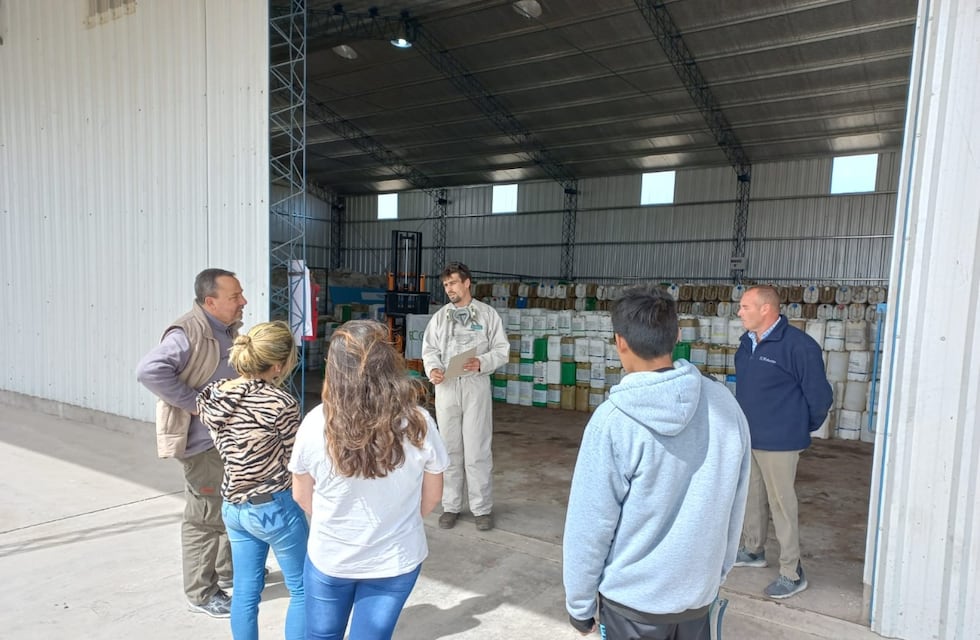 Alumnos de la Escuela Agraria Nº 1 visitaron el CAT de Tres Arroyos