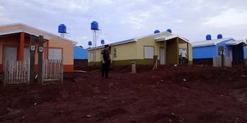 Oberá: la policía frustró un intento de usurpación de casas de IPRODHA.